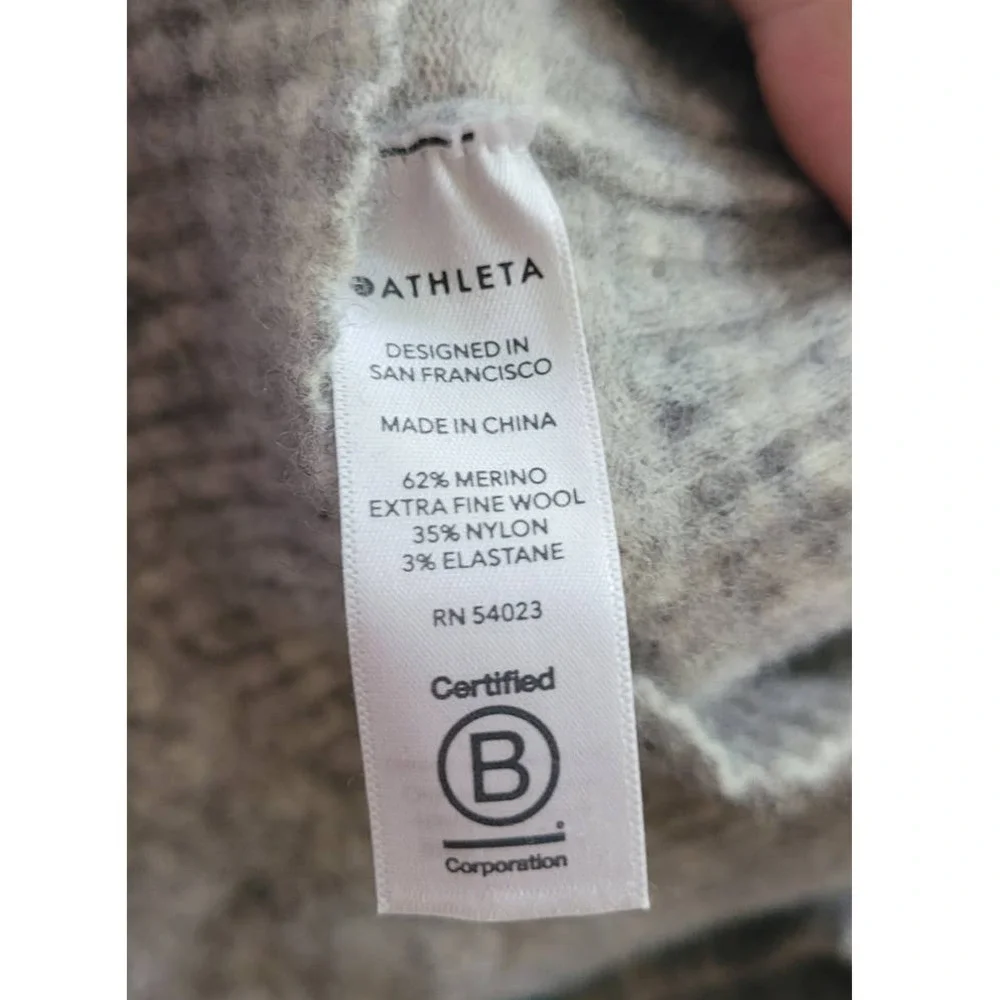 Athleta Merino Wool Transit Sweater Gray and White Medium